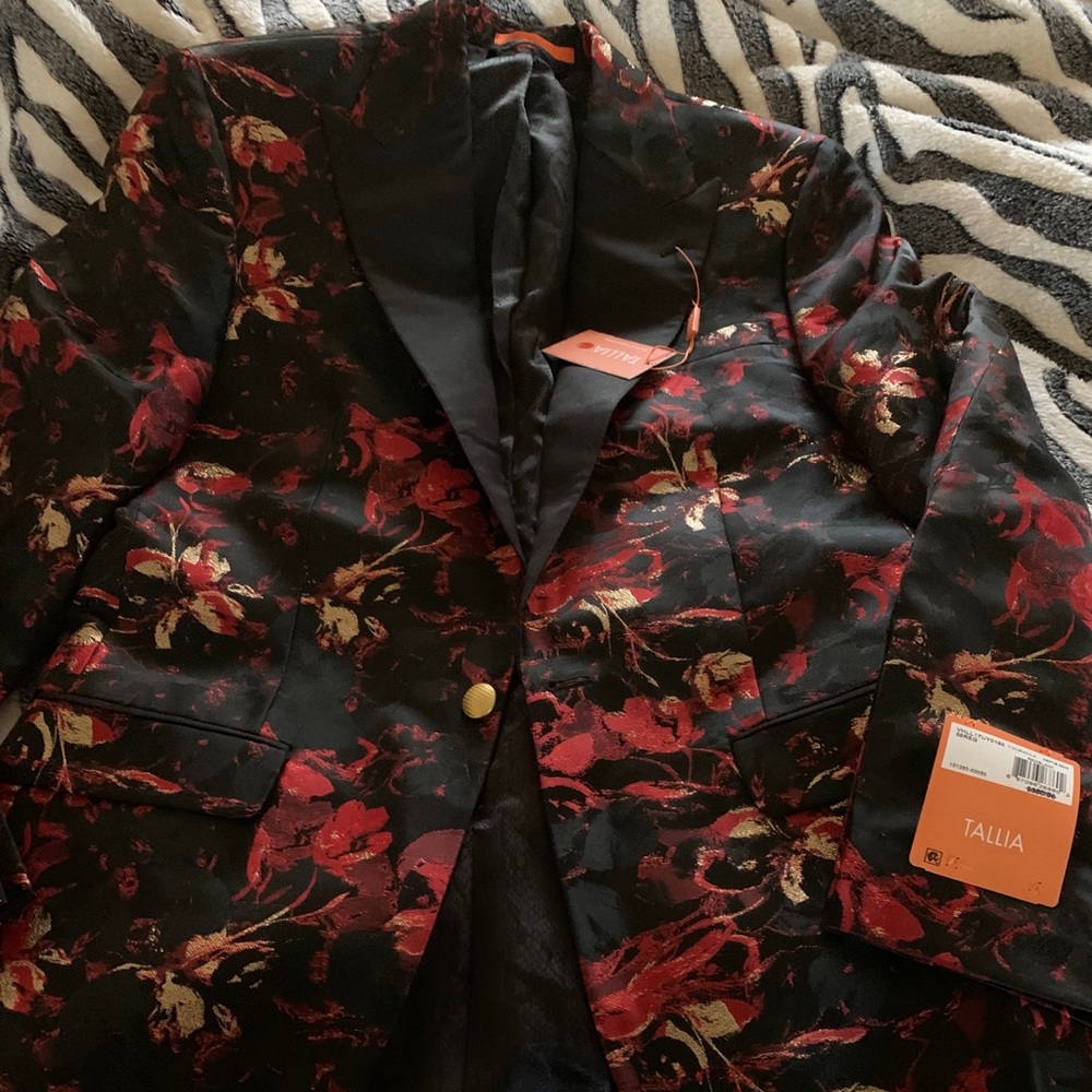 Men’s blazer size  38reg or 40reg. Sold sepa